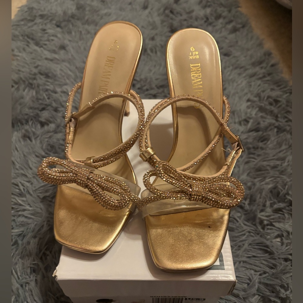 Dream Pairs Gold Strappy Heels